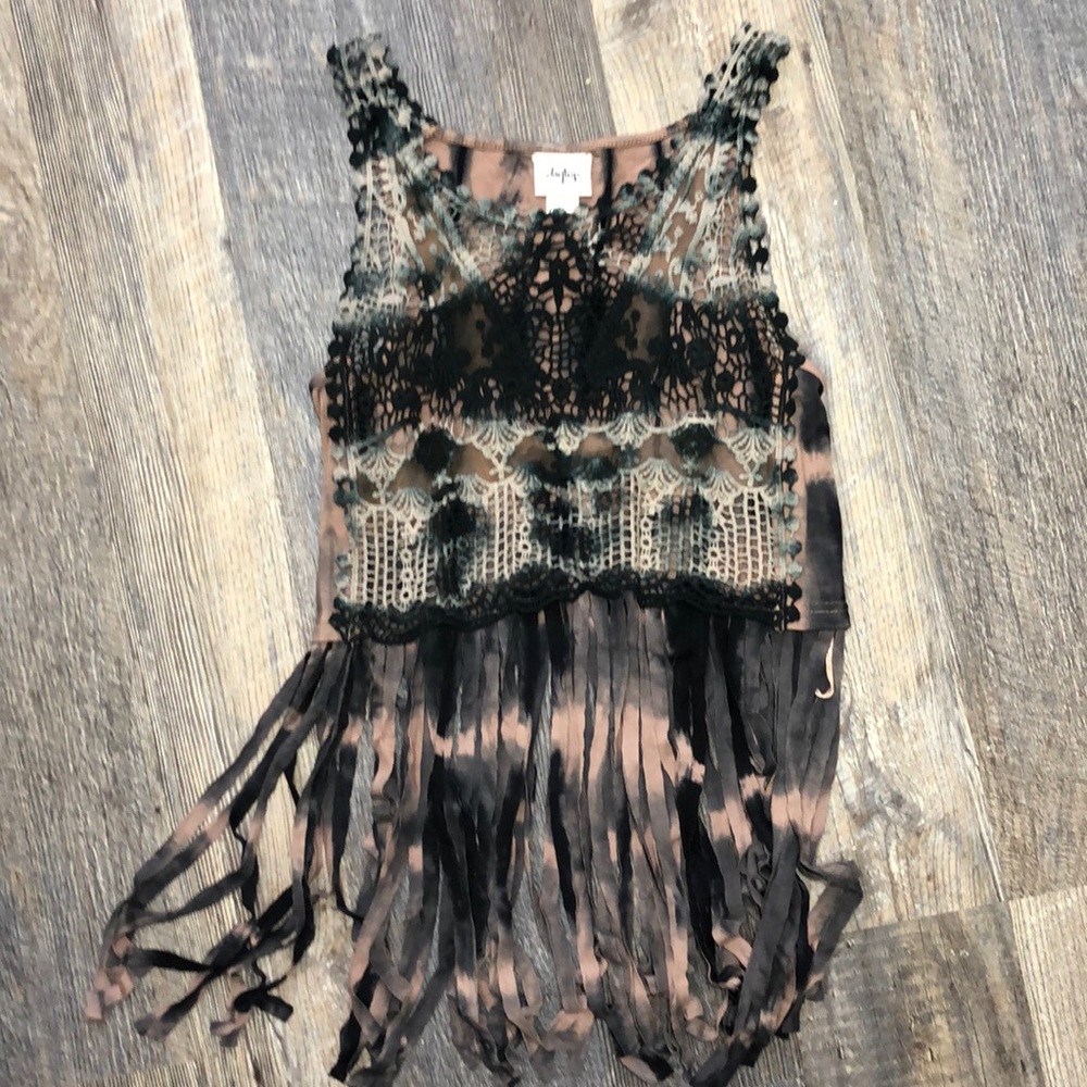 Daytrip Lace and Tie-dyed top